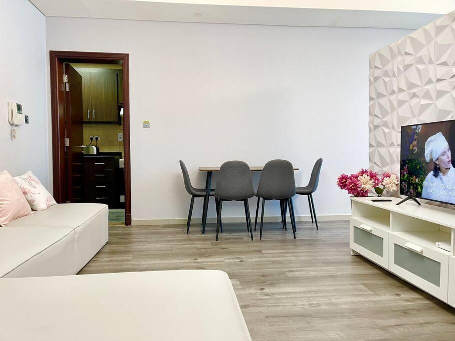 Cozy Upgraded Residential Flat With Sea, Mangrove, Pool View - 1203 Not Hotel Αμπού Ντάμπι Εξωτερικό φωτογραφία